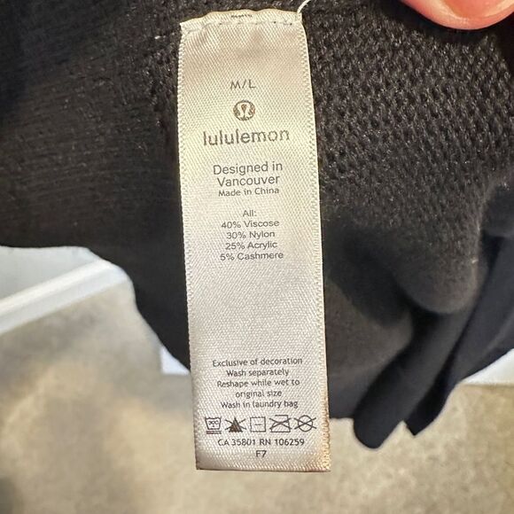 Lululemon Opened Up Poncho in M/L - Picture 8 of 13